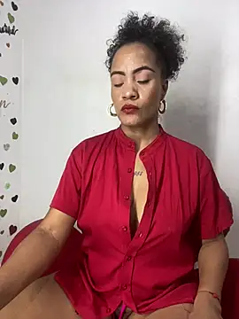 Snapshot of AdelaHaneix chatting on 03-08-26, 01:03 AdelaHaneix online show from 03-08-26, 01:03