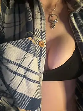 indie-rayne online show from 03-16-25, 05:28