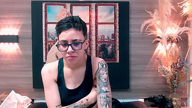 Cutie Shy  online show from 12-01-25, 05:40