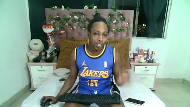 ValeriaTsx online show from 09-18-25, 04:03