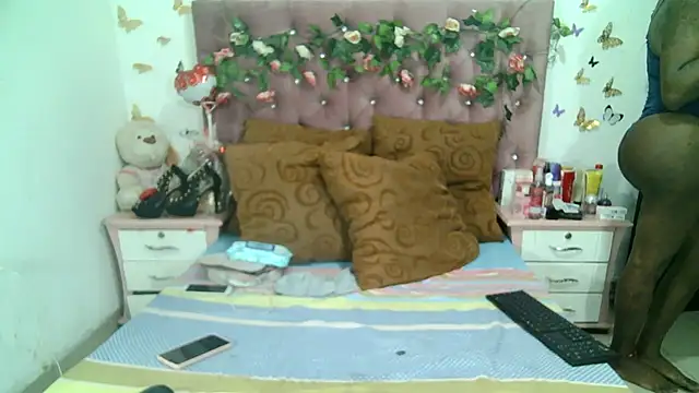 ValeriaTsx online show from 10-30-25, 01:01