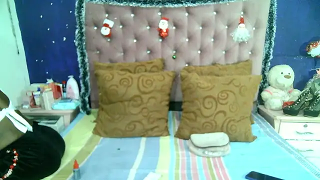 ValeriaTsx online show from 12-20-25, 12:45