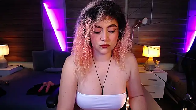 Kateryn  online show from 01-28-25, 07:21