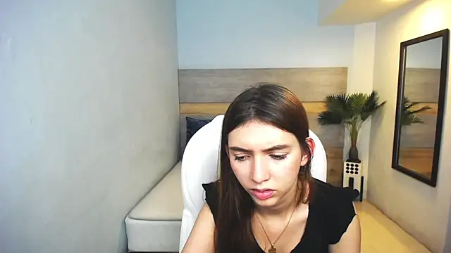 Snapshot of liseth_fox chatting on 12-05-24, 08:00 liseth fox online show from 12-05-24, 08:00