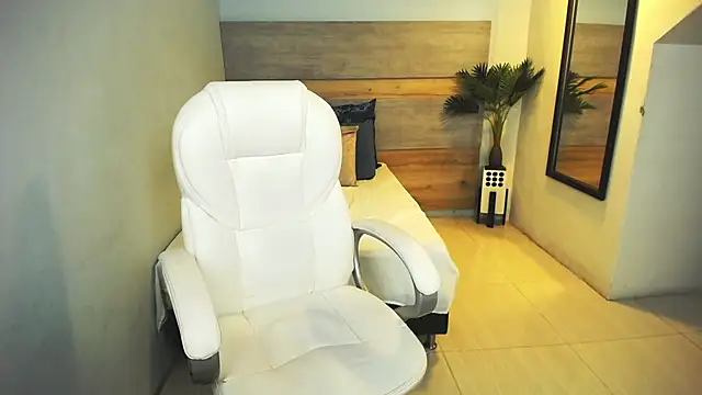 Snapshot of liseth_fox chatting on 01-02-25, 11:06 liseth fox online show from 01-02-25, 11:06