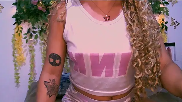 Crysrus online show from 09-19-25, 12:56