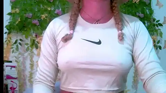 Crysrus online show from 06-24-26, 07:35