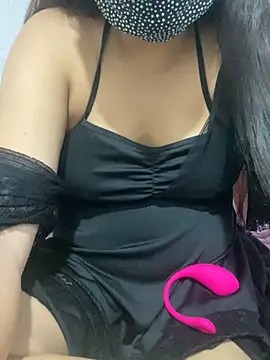 Snapshot of Crowny_girl chatting on 03-27-26, 03:12 Crowny girl online show from 03-27-26, 03:12