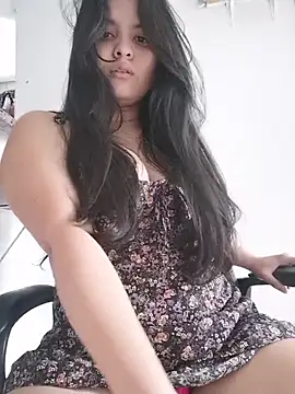 Snapshot of lilpervertgirl chatting on 01-08-26, 06:43 lilpervertgirl online show from 01-08-26, 06:43