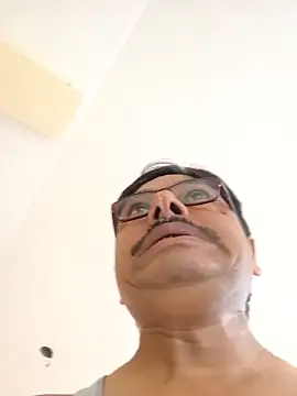 Srmotrs online show from 09-15-25, 04:12