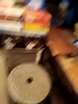 Snapshot of Srmotrs chatting on 01-17-26, 05:45 Srmotrs online show from 01-17-26, 05:45