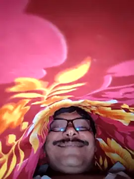 Snapshot of Srmotrs chatting on 02-06-26, 06:22 Srmotrs online show from 02-06-26, 06:22