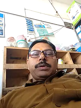 Snapshot of Srmotrs chatting on 02-18-26, 06:31 Srmotrs online show from 02-18-26, 06:31