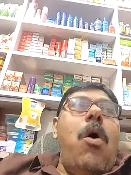 Snapshot of Srmotrs chatting on 03-04-26, 03:07 Srmotrs online show from 03-04-26, 03:07