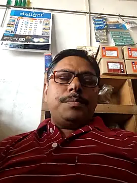 Snapshot of Srmotrs chatting on 04-06-26, 05:41 Srmotrs online show from 04-06-26, 05:41