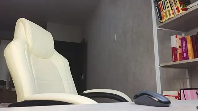 Marietta Castro online show from 03-05-26, 04:25