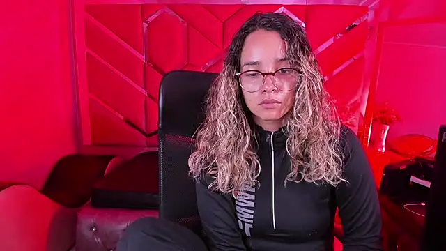 Olivia Fox69 online show from 02-11-26, 03:44