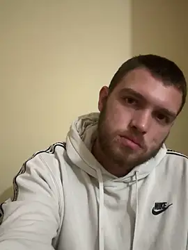 Snapshot of Franso13 chatting on 12-13-25, 10:04 Franso13 online show from 12-13-25, 10:04