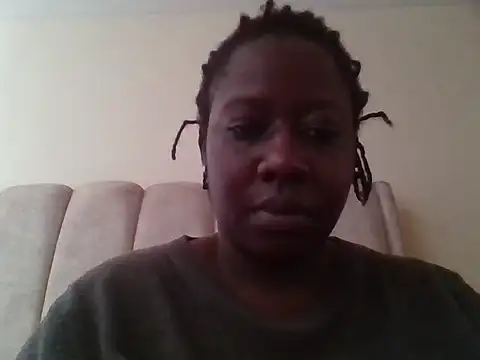 Snapshot of pretty_bums chatting on 02-17-26, 07:38 pretty bums online show from 02-17-26, 07:38