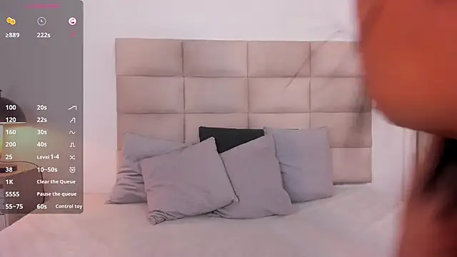 Snapshot of AngelyRosse1 chatting on 01-22-25, 04:23 AngelyRosse1 online show from 01-22-25, 04:23