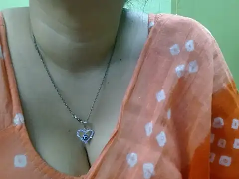 Snapshot of LOVERIAKOL chatting on 05-09-26, 06:35 LOVERIAKOL online show from 05-09-26, 06:35
