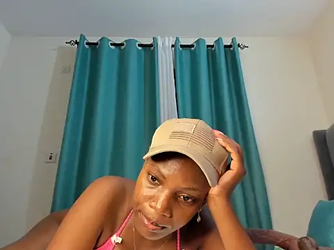 dolly booty online show from 10-09-25, 07:45