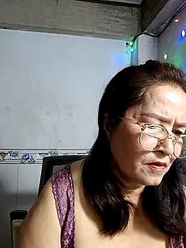 phnz online show from 12-20-25, 09:49