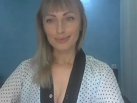 EffectMaya online show from 10-24-25, 04:58