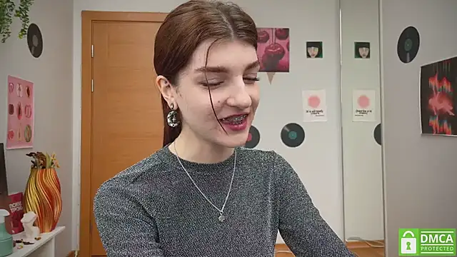 Bunny ShyGirl online show from 03-20-25, 07:47