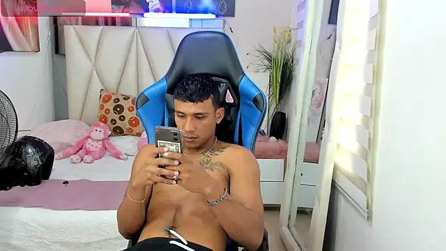 Backsex boy online show from 02-03-25, 05:24