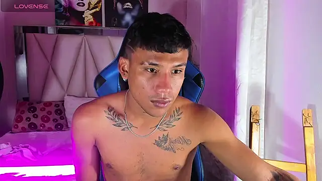 Backsex boy online show from 03-05-25, 06:44