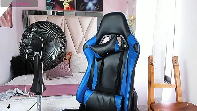 Backsex boy online show from 03-06-25, 06:16