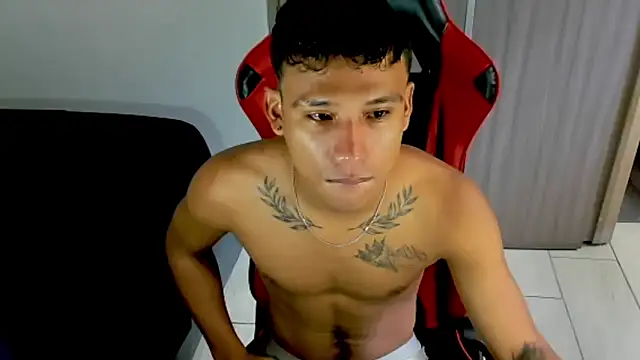 Snapshot of Backsex_boy chatting on 02-05-26, 05:28 Backsex boy online show from 02-05-26, 05:28