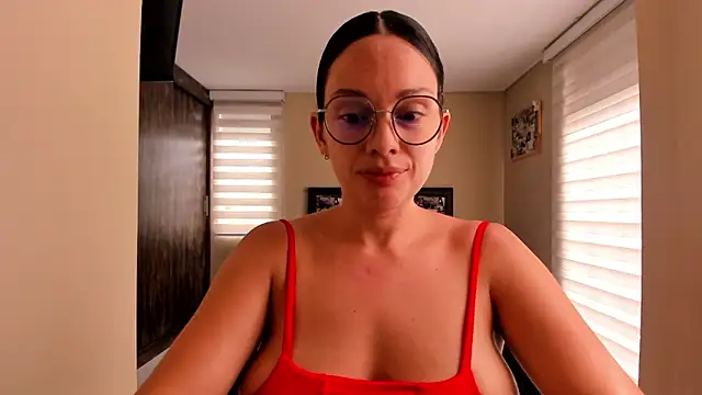 Snapshot of anabel_025 chatting on 02-10-26, 04:11 anabel 025 online show from 02-10-26, 04:11