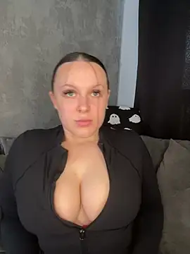 Snapshot of riri_bstvx chatting on 03-15-25, 10:57 riri bstvx online show from 03-15-25, 10:57