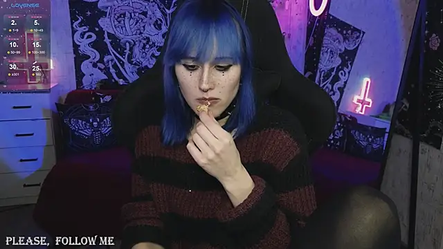 little Elika online show from 12-03-24, 12:35