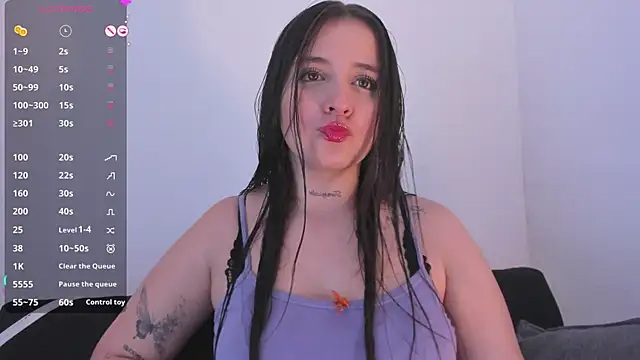 Snapshot of Sabrina_Lennox chatting on 05-30-26, 06:27 Sabrina Lennox online show from 05-30-26, 06:27