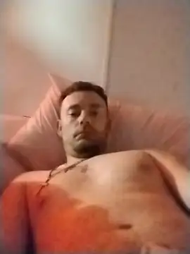 Snapshot of dadyyD95 chatting on 11-16-25, 12:11 dadyyD95 online show from 11-16-25, 12:11