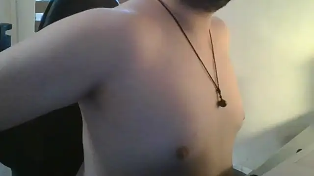 Snapshot of Himbo_fox chatting on 07-11-26, 11:39 Himbo fox online show from 07-11-26, 11:39