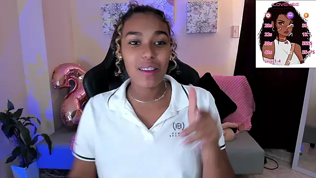 Snapshot of aleja_montiel__ chatting on 01-23-25, 12:41 aleja montiel online show from 01-23-25, 12:41