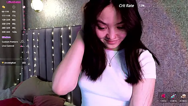 Snapshot of TaiteGloss chatting on 12-19-24, 10:21 TaiteGloss online show from 12-19-24, 10:21