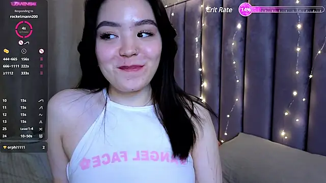 Snapshot of TaiteGloss chatting on 01-07-25, 07:17 TaiteGloss online show from 01-07-25, 07:17