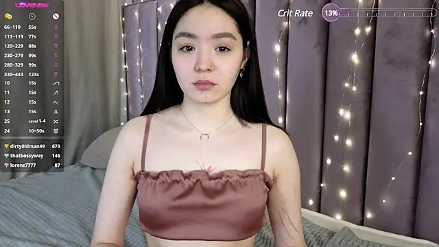 Snapshot of TaiteGloss chatting on 02-04-25, 10:24 TaiteGloss online show from 02-04-25, 10:24