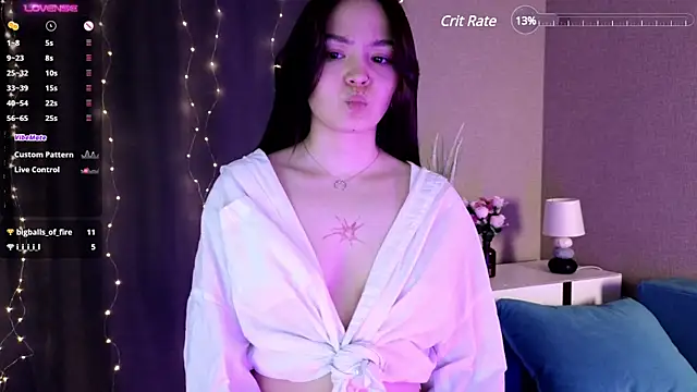 Snapshot of TaiteGloss chatting on 03-03-25, 10:20 TaiteGloss online show from 03-03-25, 10:20