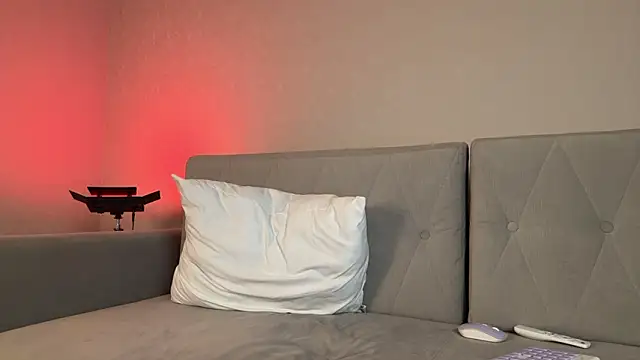 weshycouple online show from 03-09-26, 07:07