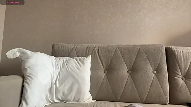 Snapshot of weshycouple chatting on 06-28-26, 03:01 weshycouple online show from 06-28-26, 03:01