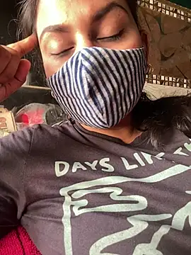 Snapshot of HaaniKaur chatting on 07-13-26, 10:51 HaaniKaur online show from 07-13-26, 10:51