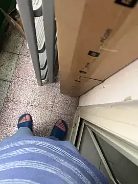 Snapshot of Lucom23 chatting on 12-08-24, 09:35 Lucom23 online show from 12-08-24, 09:35