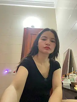 Snapshot of LiLi-Kirix99 chatting on 06-22-26, 06:38 LiLi-Kirix99 online show from 06-22-26, 06:38