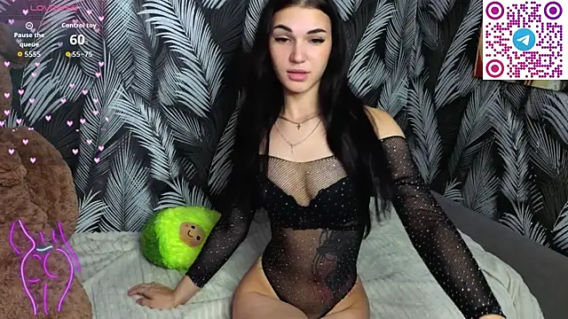 Hellen Moore online show from 09-10-25, 02:11